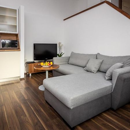 Vinosseum Bor- és Apartmanház Sopron Exterior foto